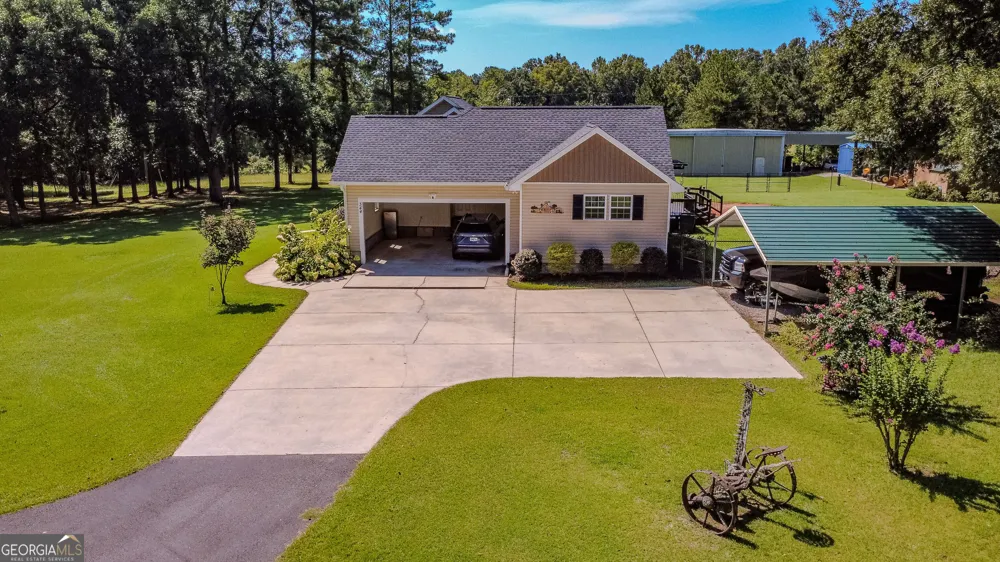 344 Horace Veal Road Milledgeville, GA 31061