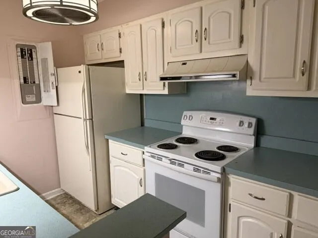 30 Arpege WAY NW Atlanta, GA 30327