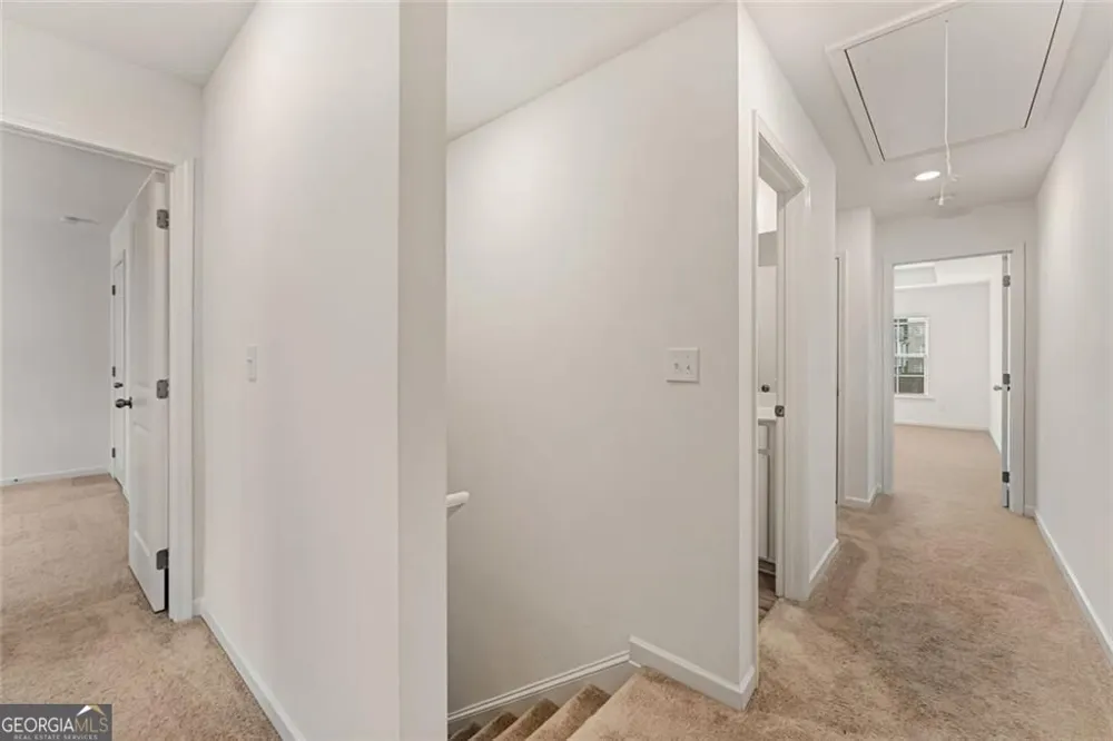 649 Isom WALK Suwanee, GA 30024