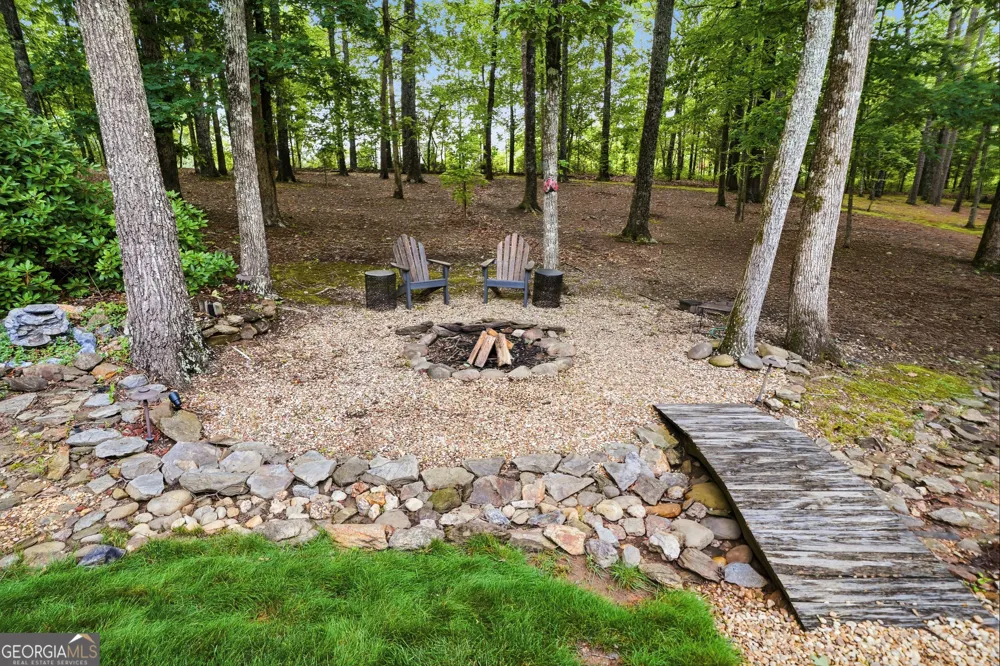 160 Carmel Ridge RD Canton, GA 30114