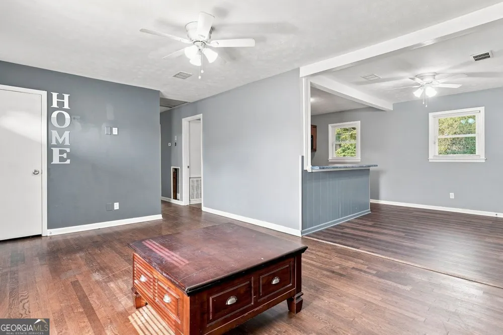 1465 E Highpoint DR Douglasville, GA 30134
