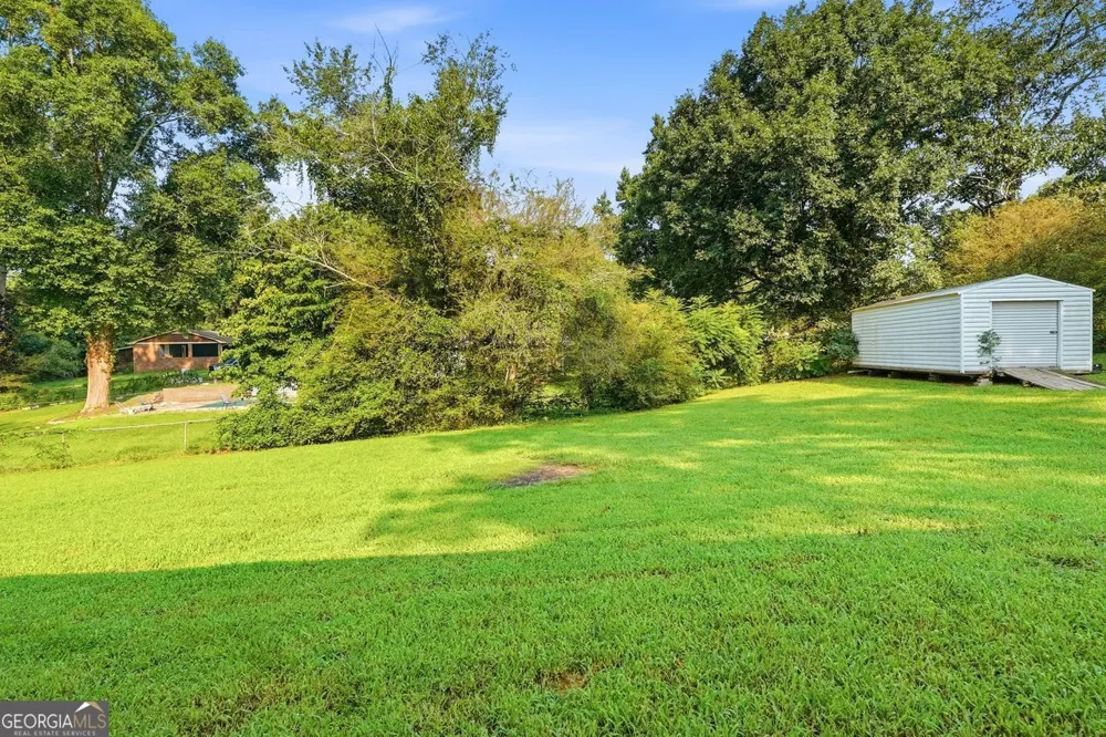 1465 E Highpoint DR Douglasville, GA 30134