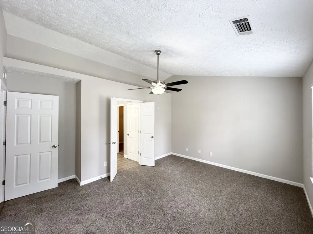 6563 Eastbriar DR Lithonia, GA 30058