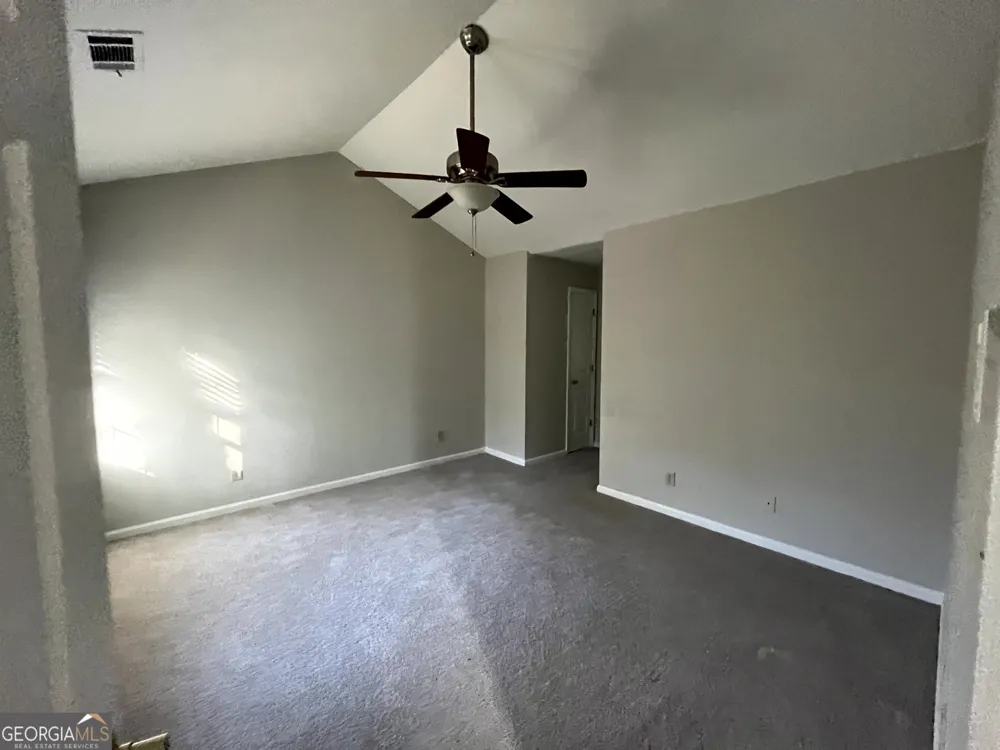 304 Bridge LN SE Smyrna, GA 30082