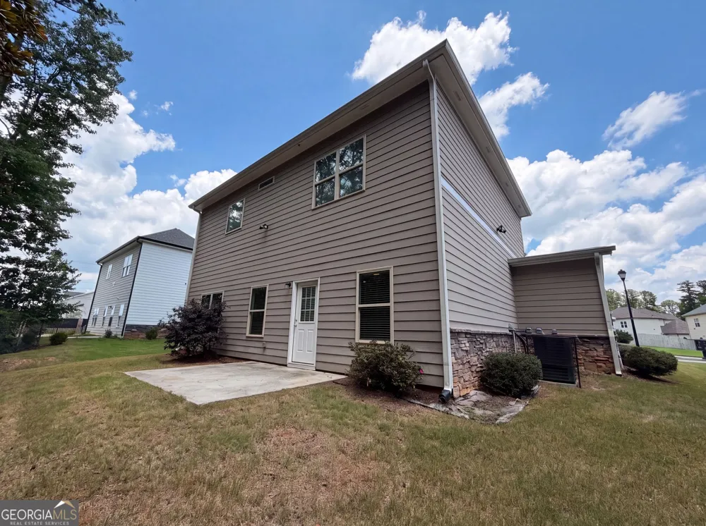 5317 Winmire LN Stone Mountain, GA 30088