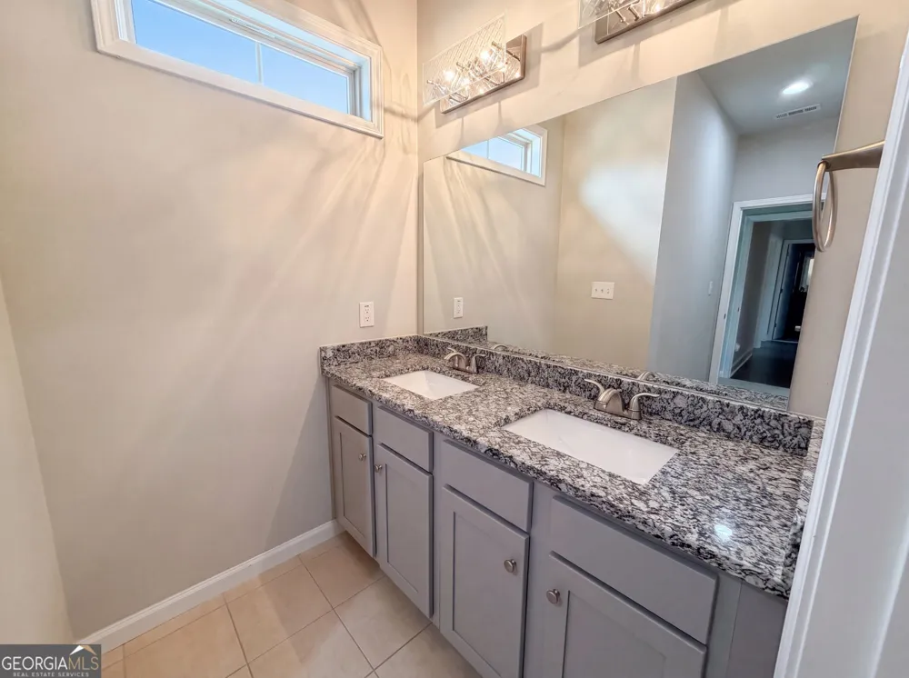 5317 Winmire LN Stone Mountain, GA 30088