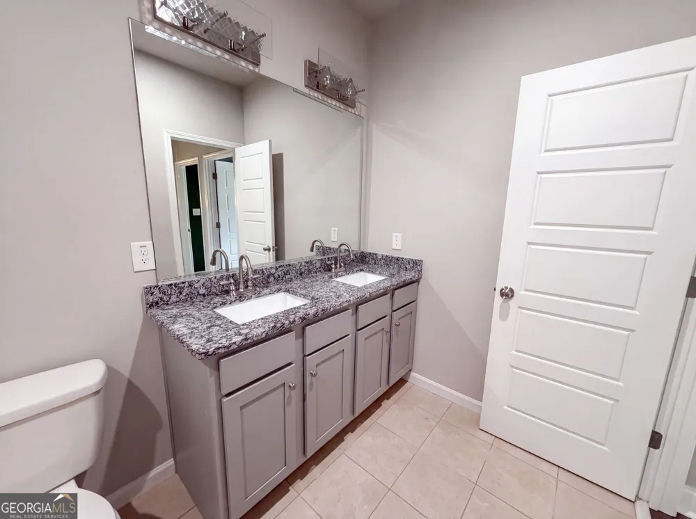 5317 Winmire LN Stone Mountain, GA 30088