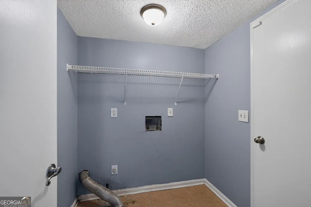 1024 Wiltshire WAY Norcross, GA 30093