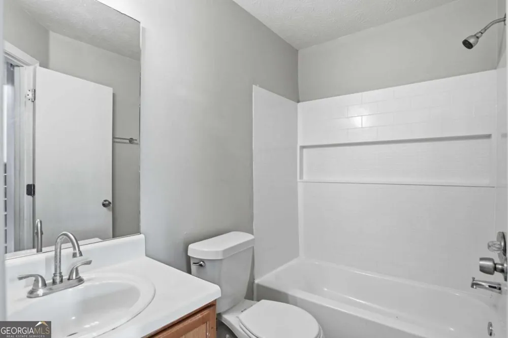 5855 Crescent Ridge CT Lithonia, GA 30058