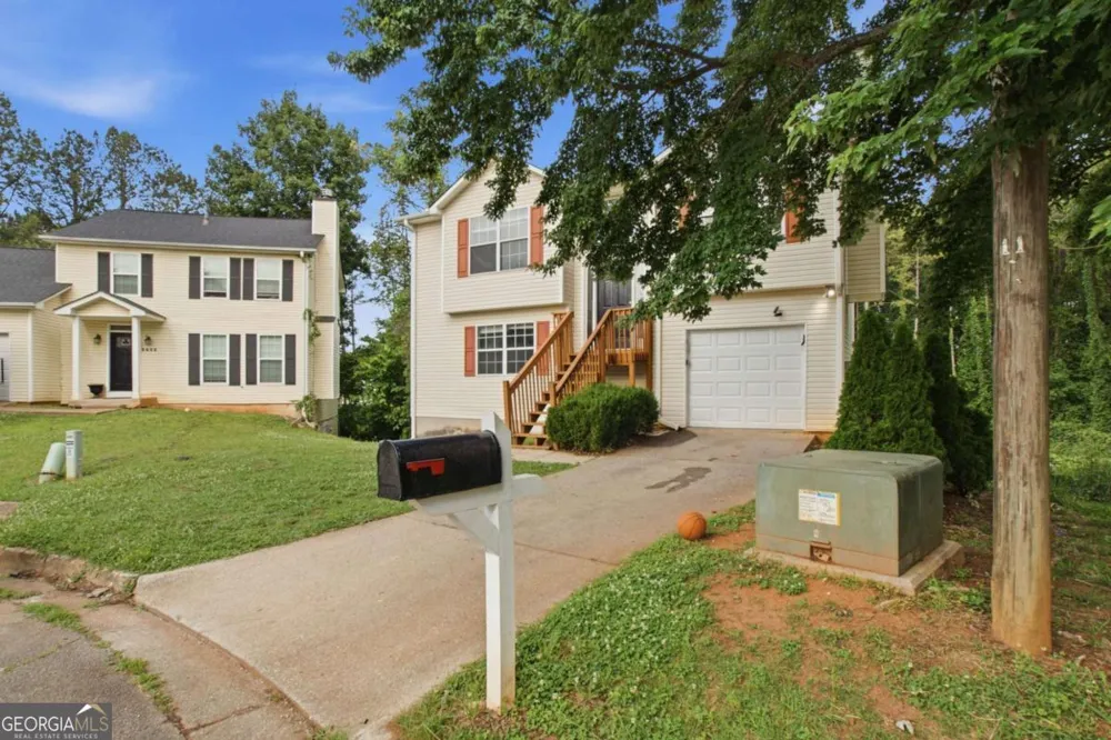 5855 Crescent Ridge CT Lithonia, GA 30058