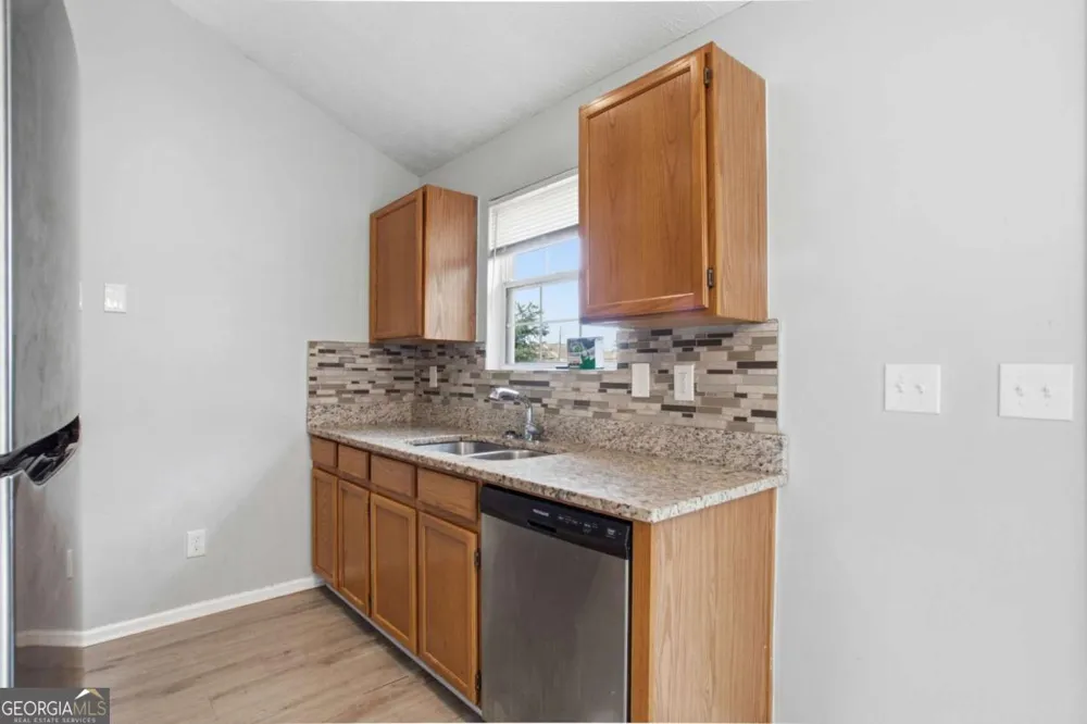 5855 Crescent Ridge CT Lithonia, GA 30058