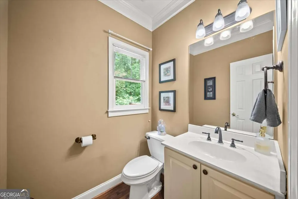 649 Goldenwood CT Powder Springs, GA 30127