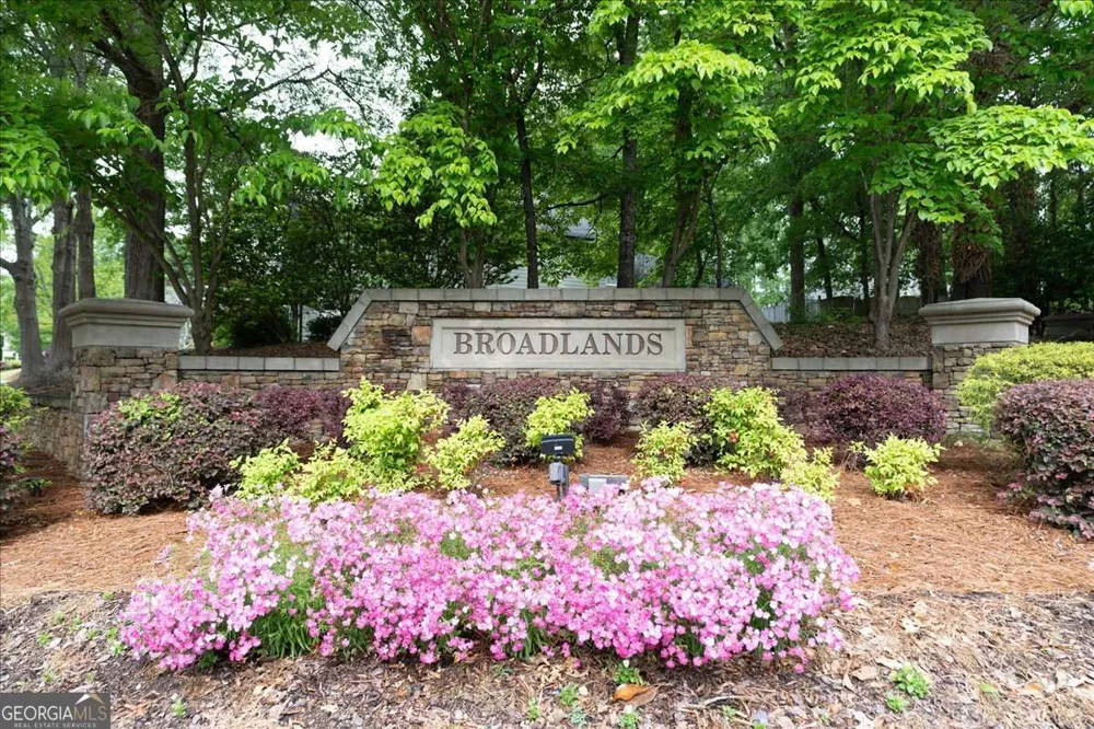 649 Goldenwood CT Powder Springs, GA 30127
