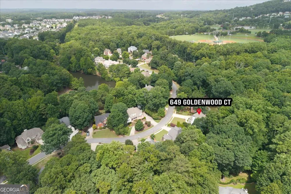 649 Goldenwood CT Powder Springs, GA 30127