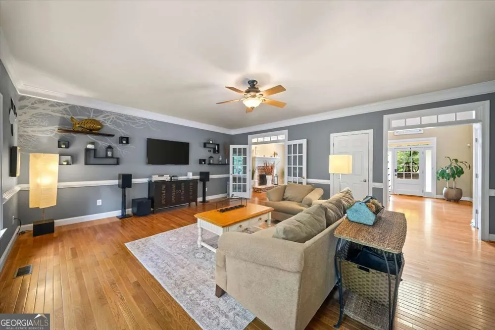 649 Goldenwood CT Powder Springs, GA 30127