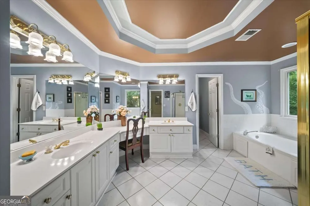 649 Goldenwood CT Powder Springs, GA 30127