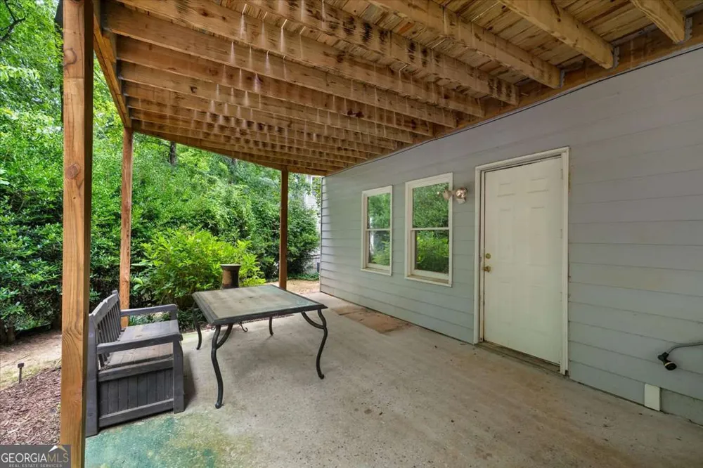 649 Goldenwood CT Powder Springs, GA 30127