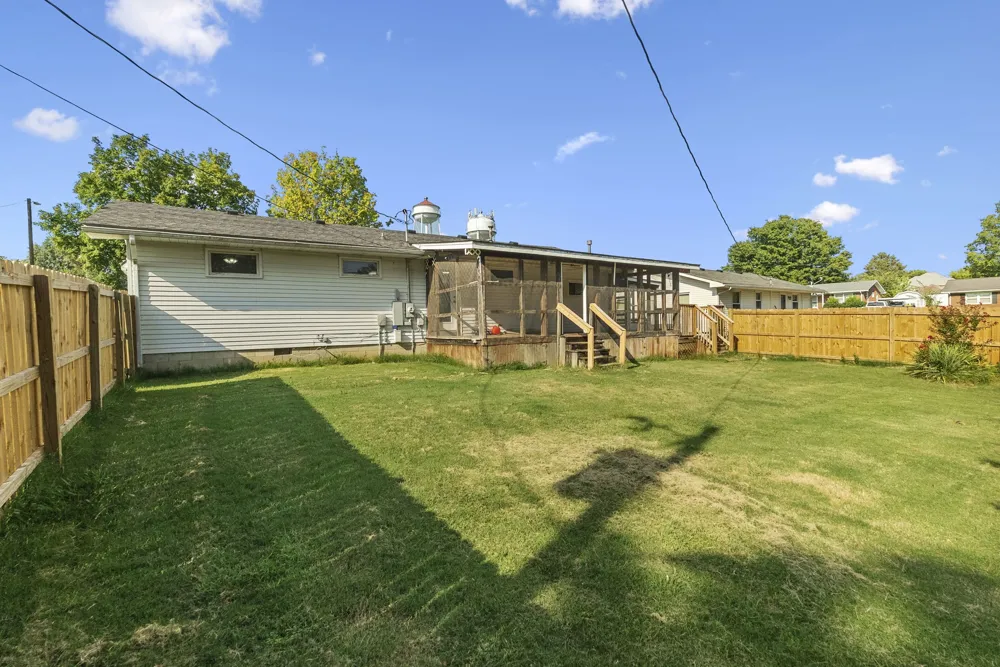 413 Sampson Ave Adairville, KY 42202