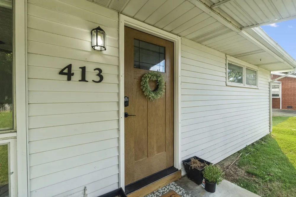 413 Sampson Ave Adairville, KY 42202