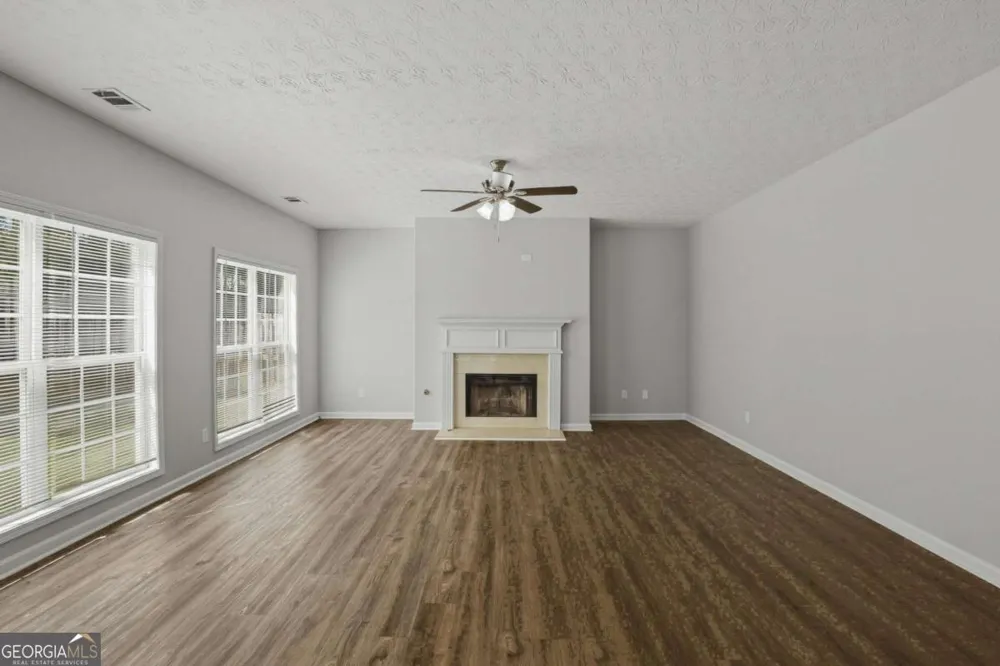 9217 Altridge DR Locust Grove, GA 30248