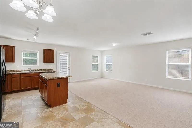 22 Lila WAY Cartersville, GA 30120