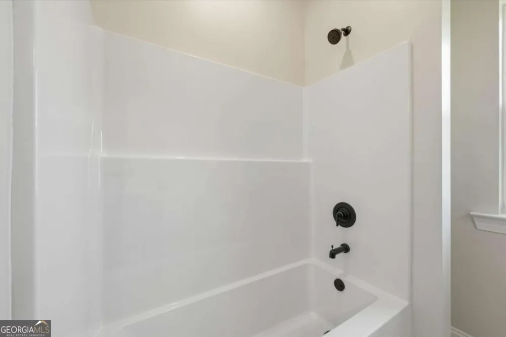 93 Ennis RD Pembroke, GA 31321