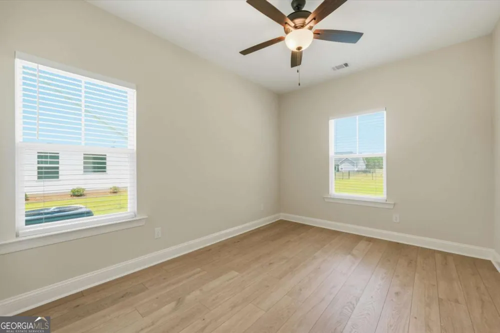 93 Ennis RD Pembroke, GA 31321