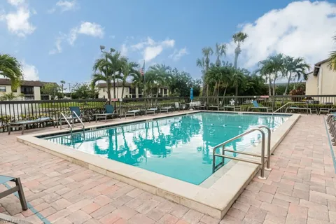 9275 Lake Park Drive #204