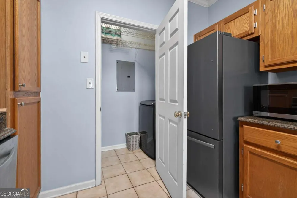 105 Vinings Forest CIR SE Smyrna, GA 30080