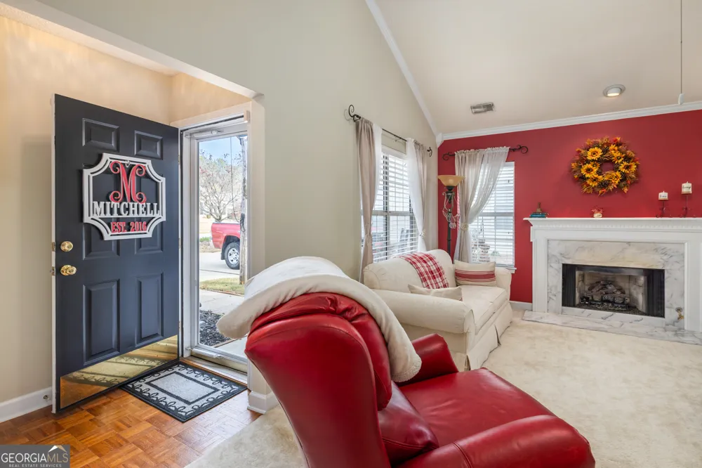 195 Woodgate DR Fayetteville, GA 30214
