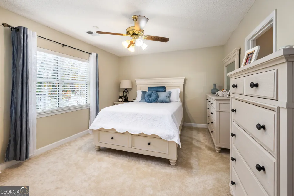 195 Woodgate DR Fayetteville, GA 30214