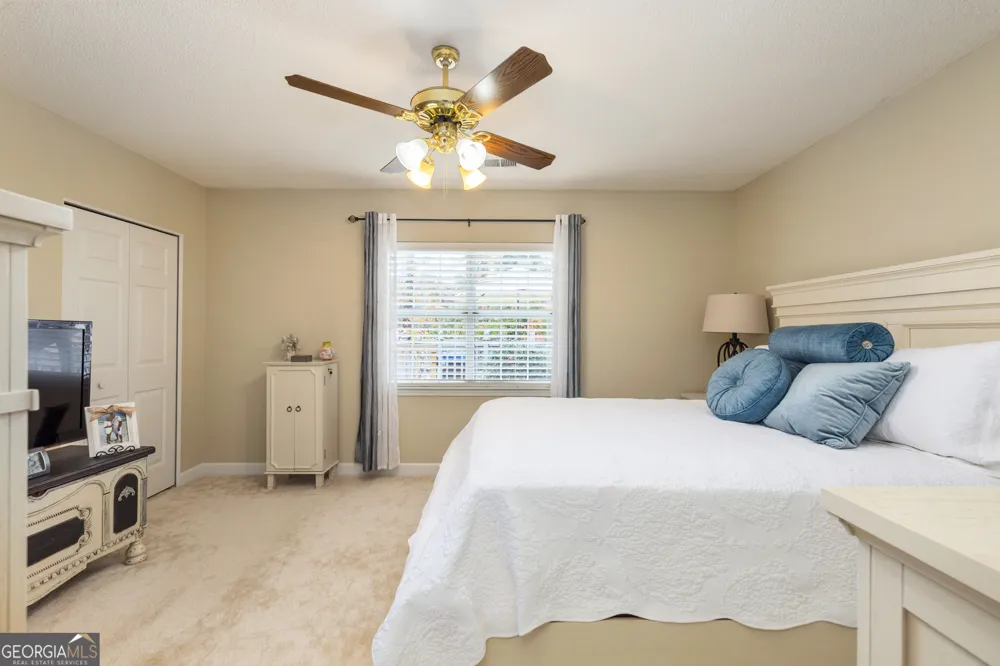 195 Woodgate DR Fayetteville, GA 30214