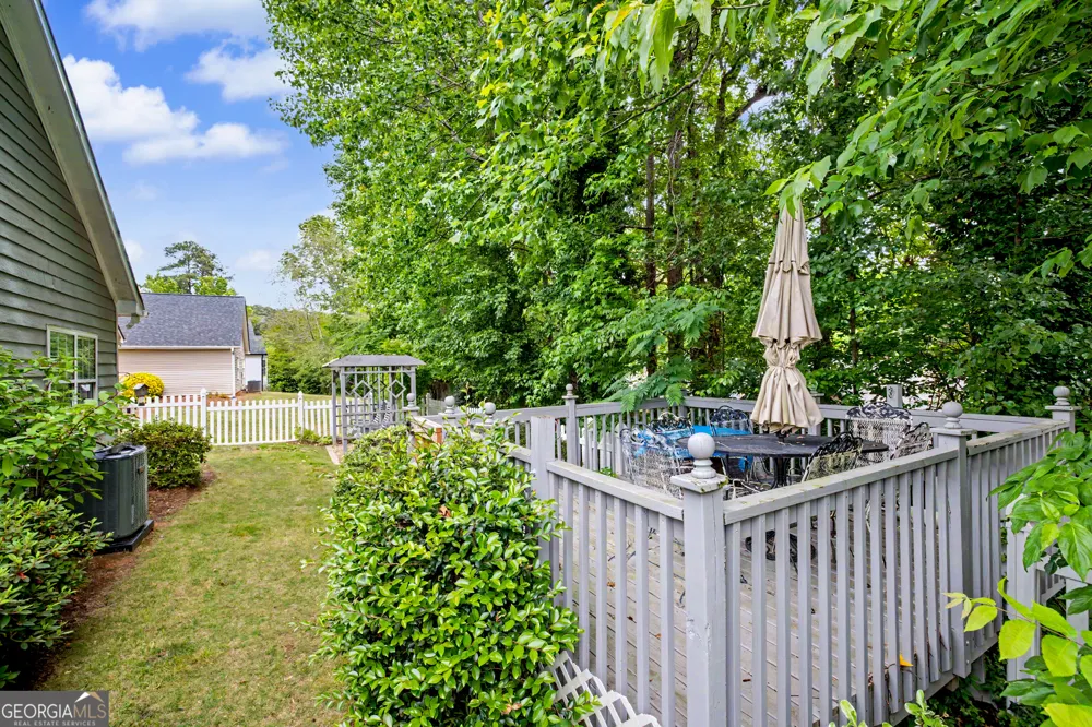 195 Woodgate DR Fayetteville, GA 30214