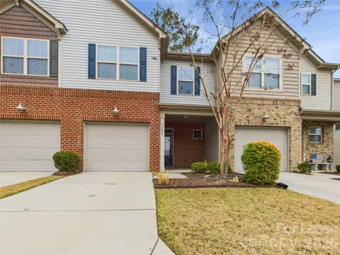 6005 Sweetbay Lane