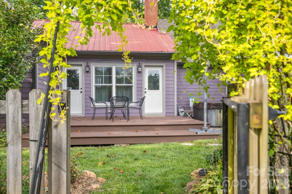 1 Orchid Lane Asheville, NC 28803