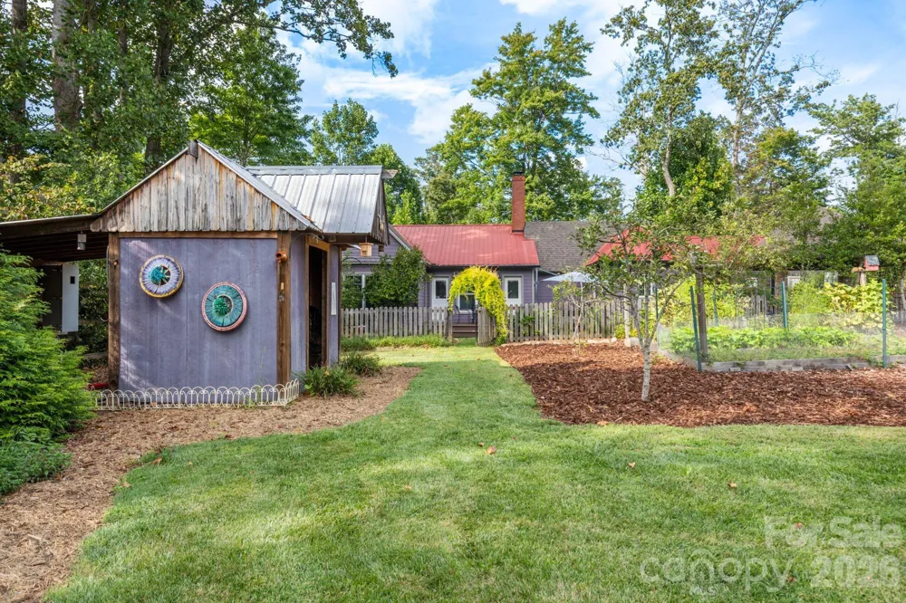 1 Orchid Lane Asheville, NC 28803