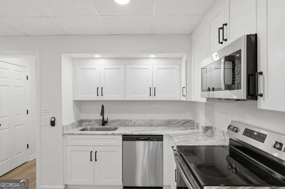 9370 Eagles Landing DR Gainesville, GA 30506