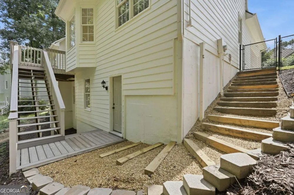 9370 Eagles Landing DR Gainesville, GA 30506