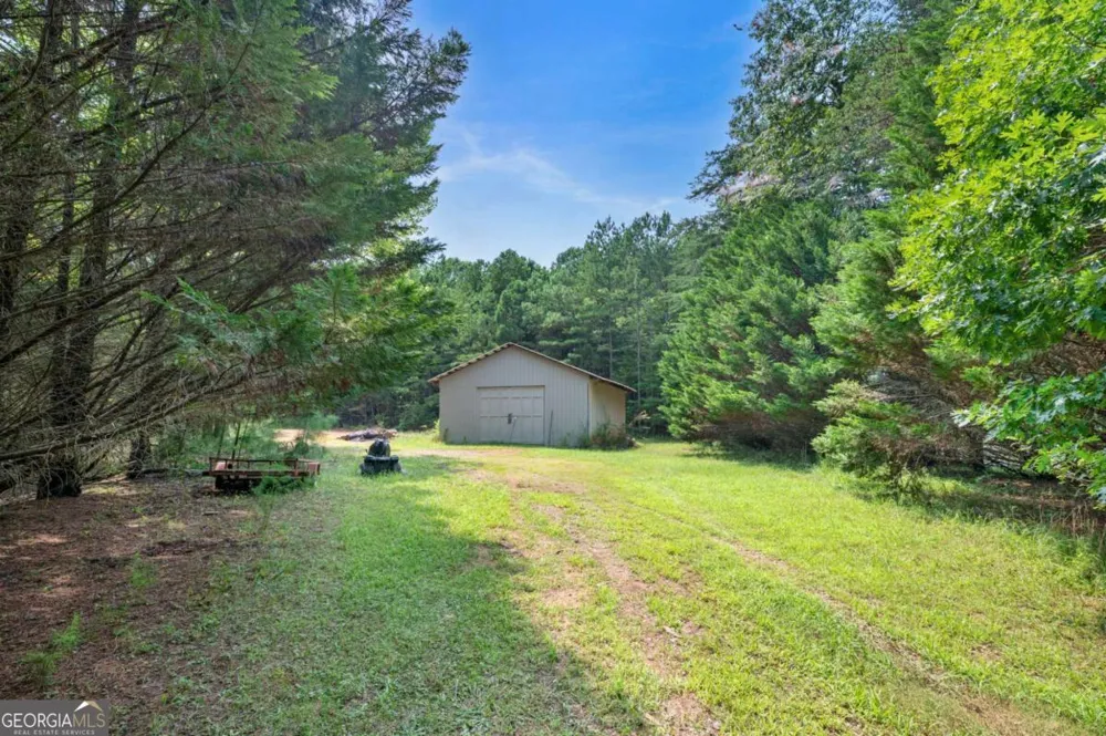 2064 Knight RD Ellijay, GA 30540