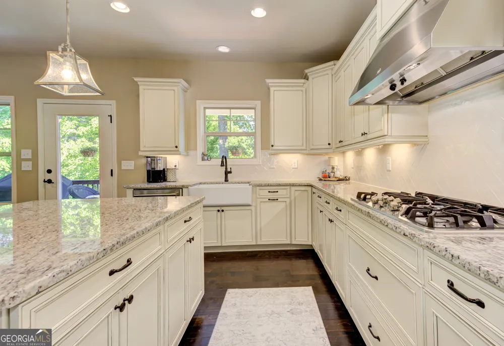 405 Acorn RUN Canton, GA 30115