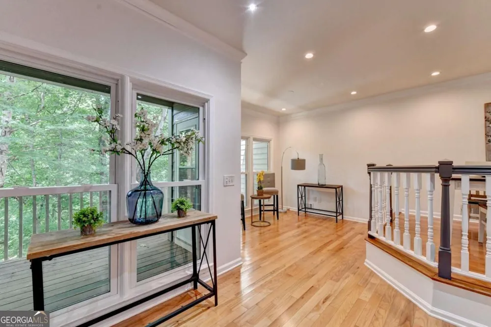 1006 Camden CT Atlanta, GA 30327