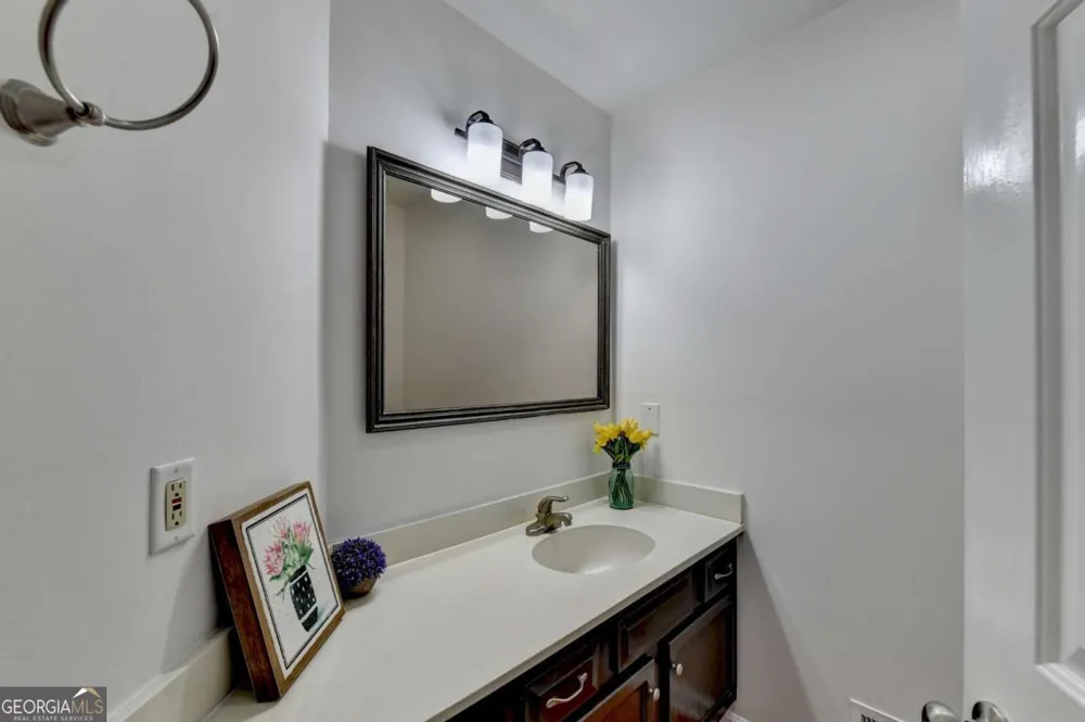 1006 Camden CT Atlanta, GA 30327