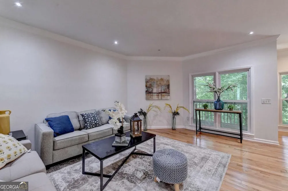1006 Camden CT Atlanta, GA 30327