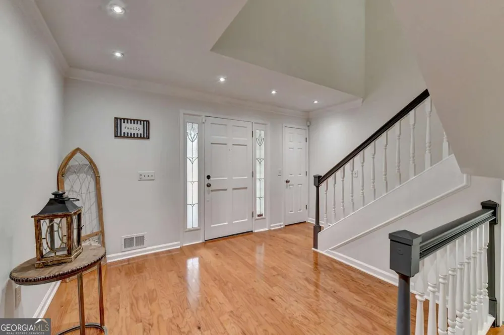 1006 Camden CT Atlanta, GA 30327