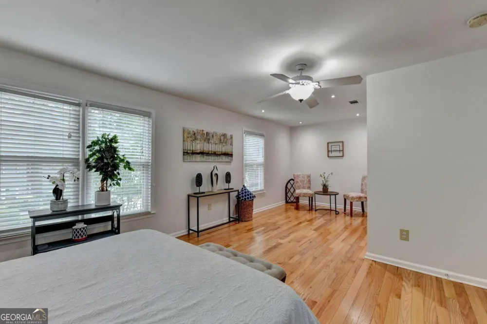 1006 Camden CT Atlanta, GA 30327