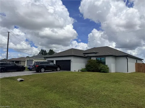 1317 SW 8th Place