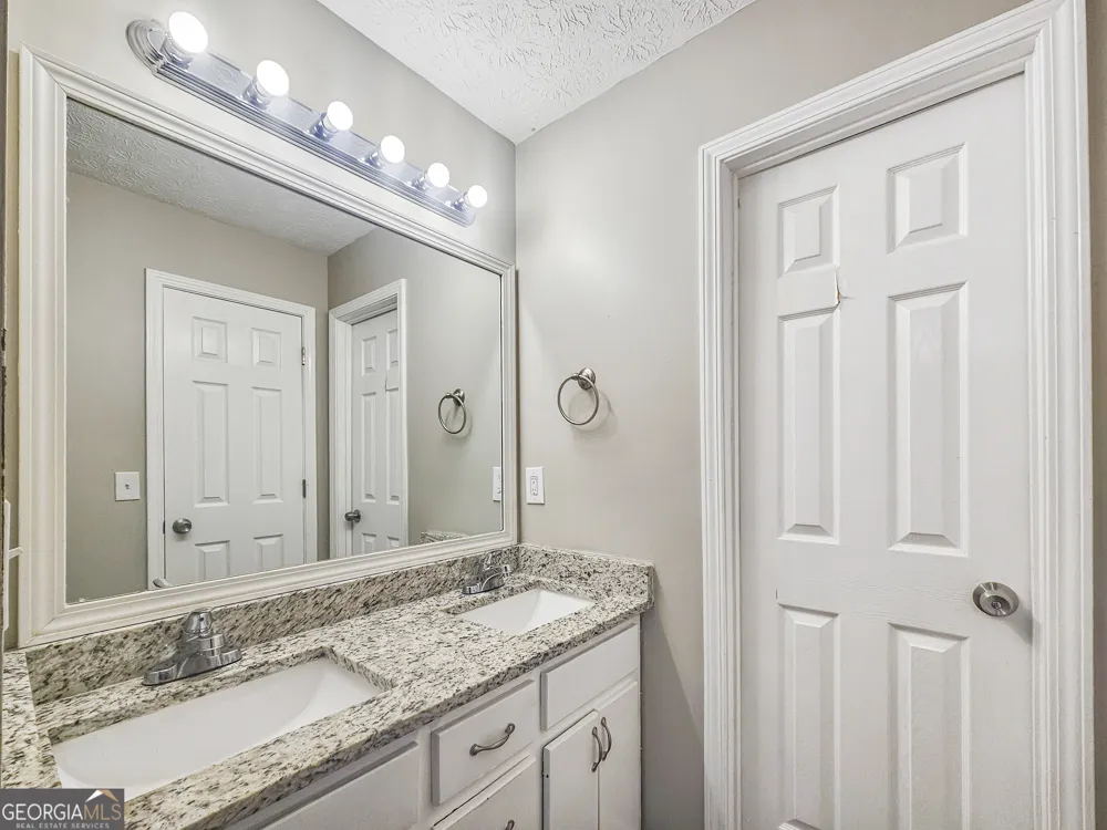 768 Wilkes DR Loganville, GA 30052