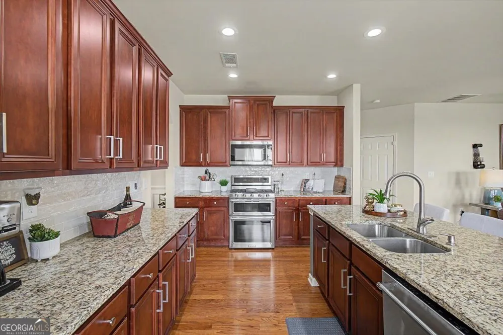4855 Ward Farm LN Powder Springs, GA 30127