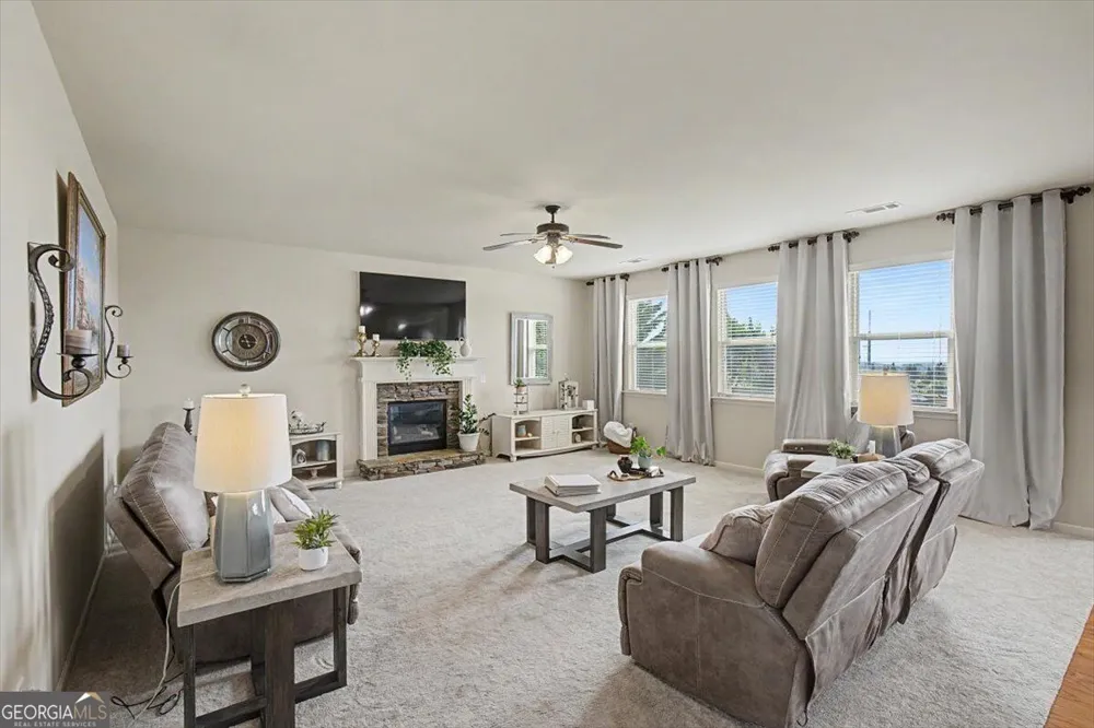 4855 Ward Farm LN Powder Springs, GA 30127
