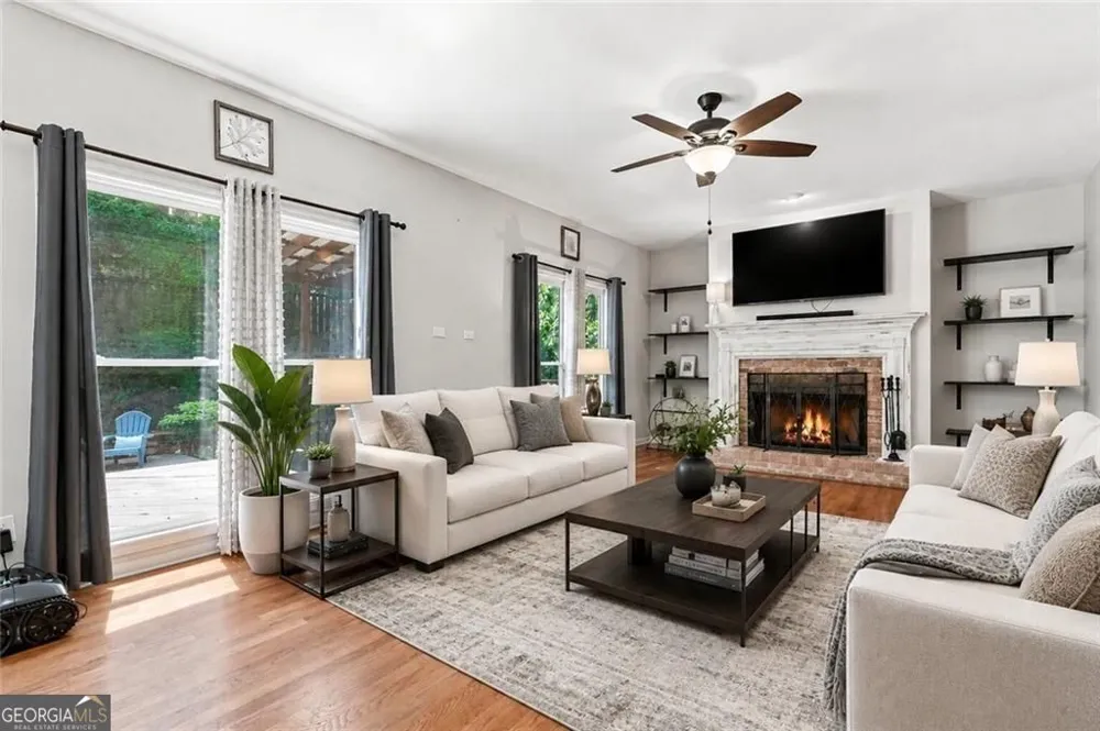 860 Valley DR Canton, GA 30114